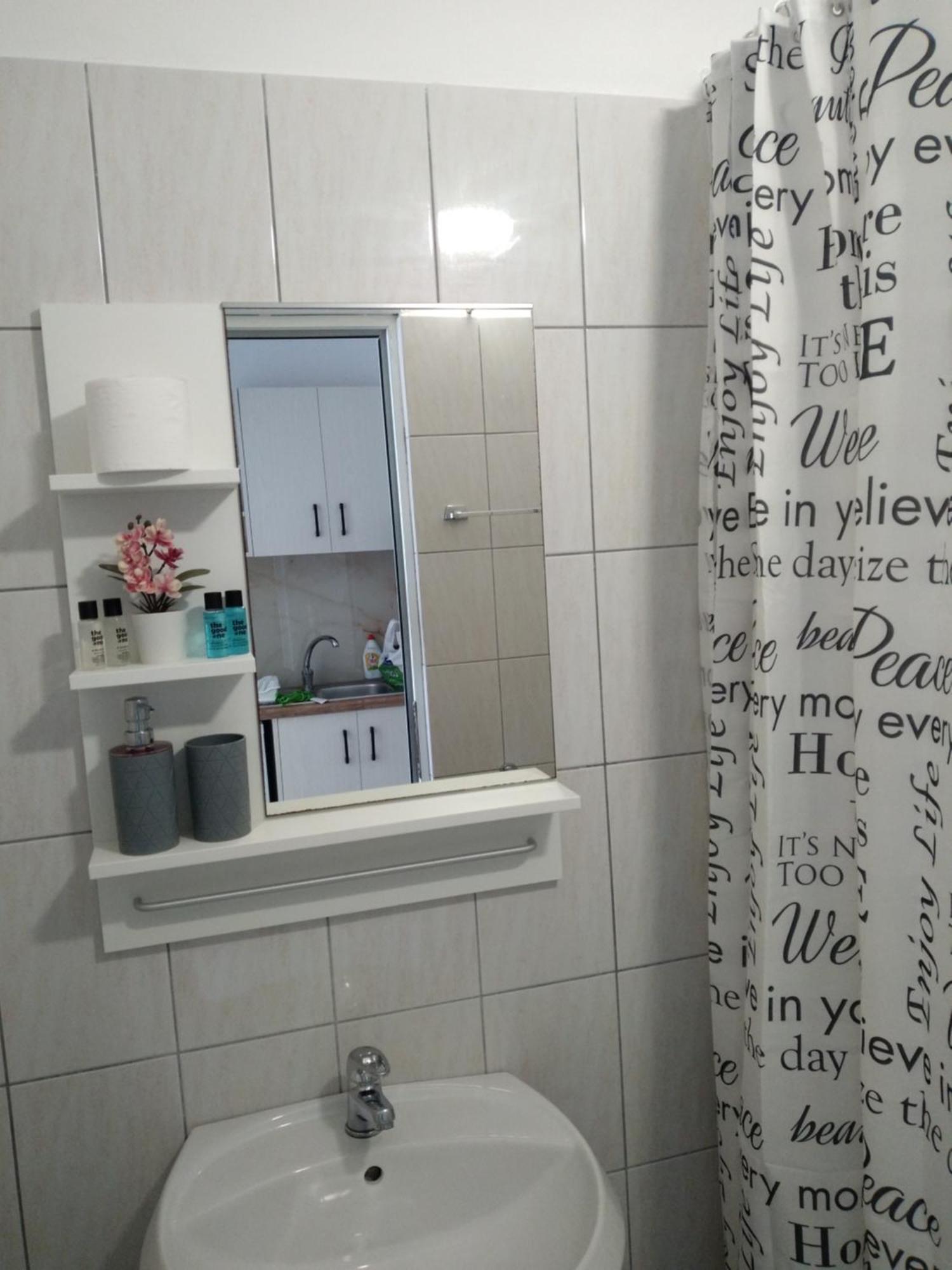 Nadim Rooms Химара Экстерьер фото